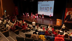 Öğrencilerimiz 23 Nisan Hazırlıklarına Başladı